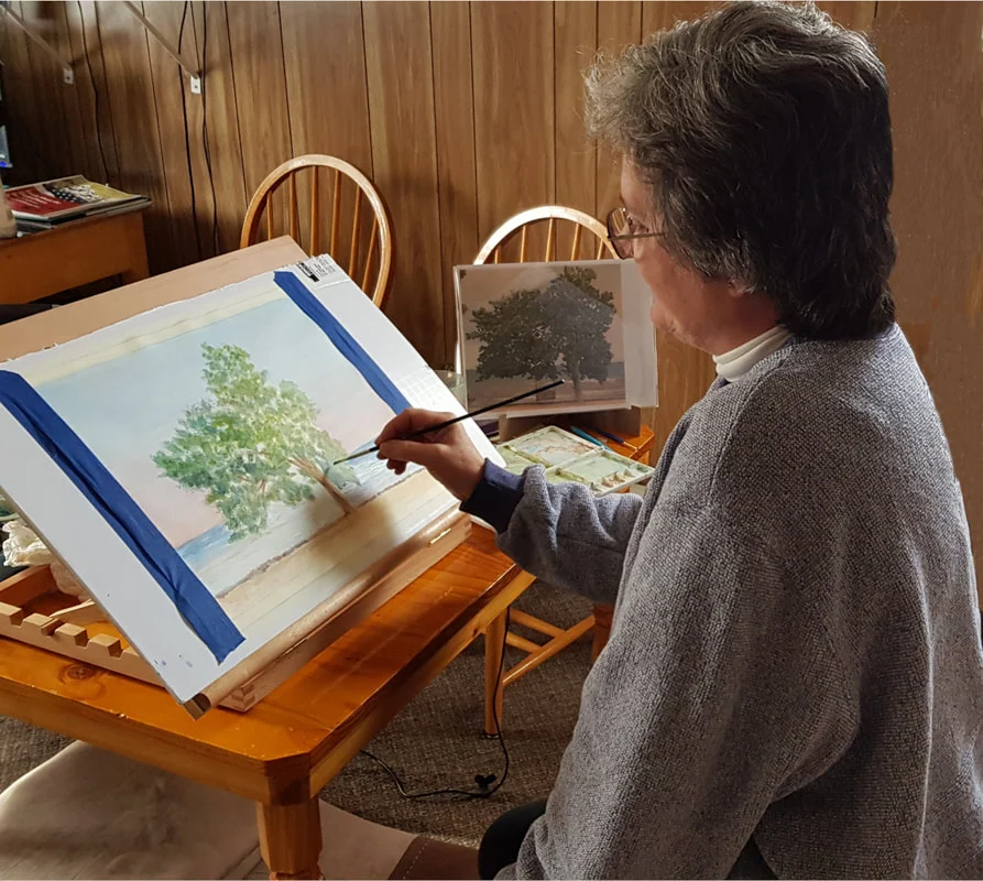 Lucie painting